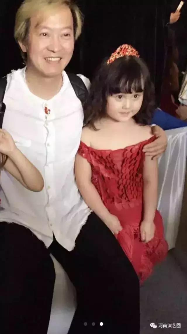 张锦煊|童星——锦绣前程,煊赫未来,潮童煊宝成长记。