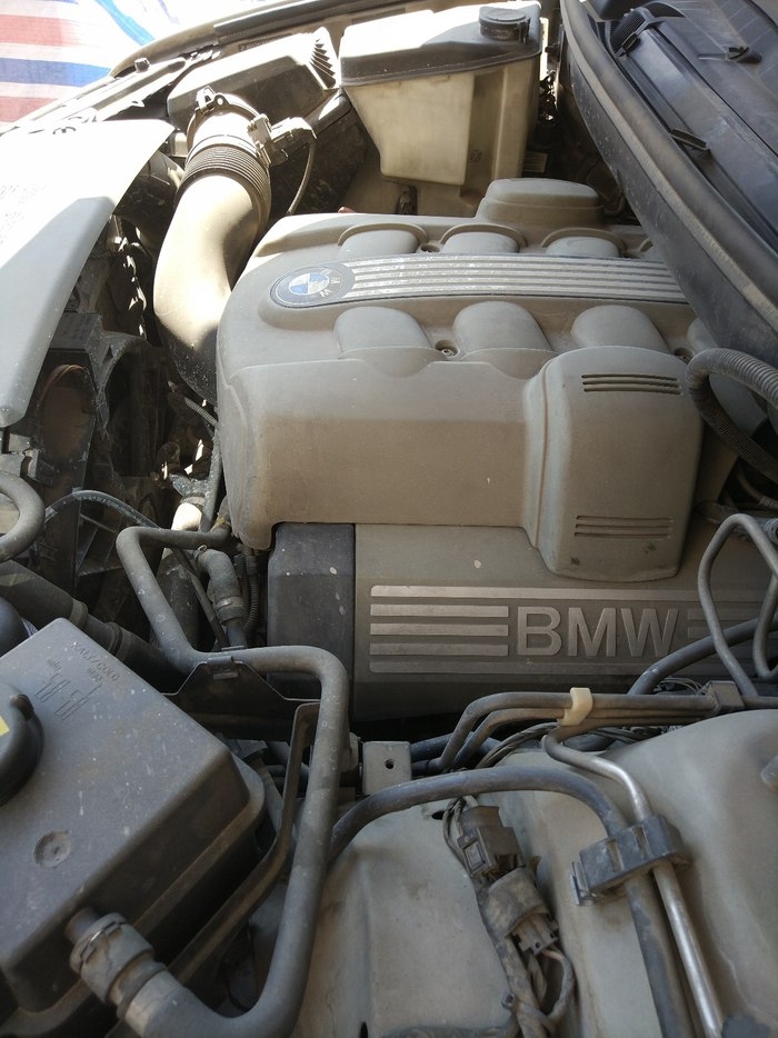 买宝马x53.0t真实油耗多少,x5宝马2021款2.0和3.0油耗