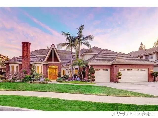 90后妹子在外打工,90后美女旅行