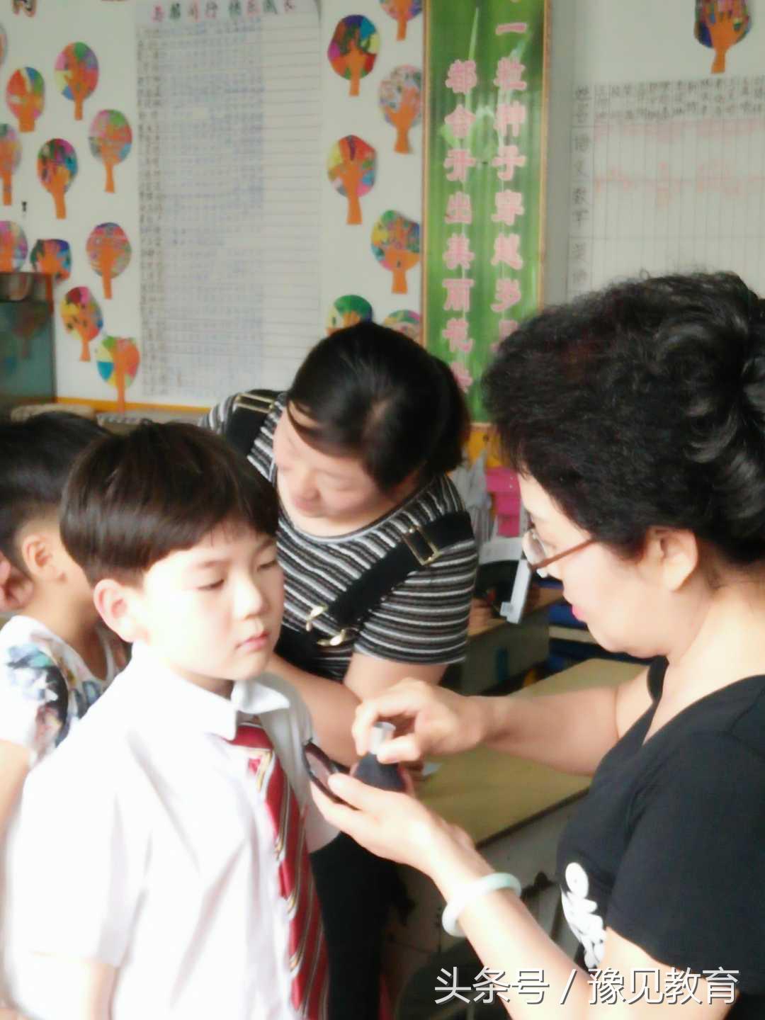 成长为真正的自己——阳光书苑童话剧《木偶奇遇记》随想