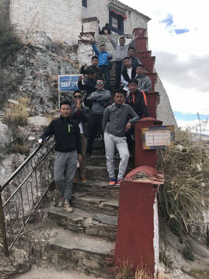 昌都足球队亚军贡嘎杯,我们是冠军世界杯