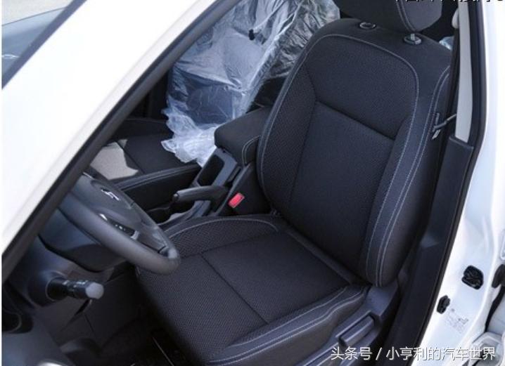 真皮座椅是全部真皮吗,真皮座椅好还是仿真皮的好