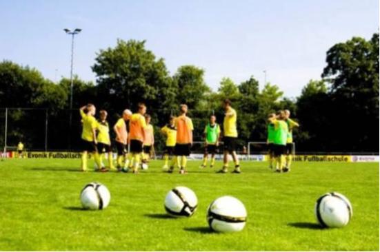 你要知道这十八条,立刻成球星——足球的葵花宝典