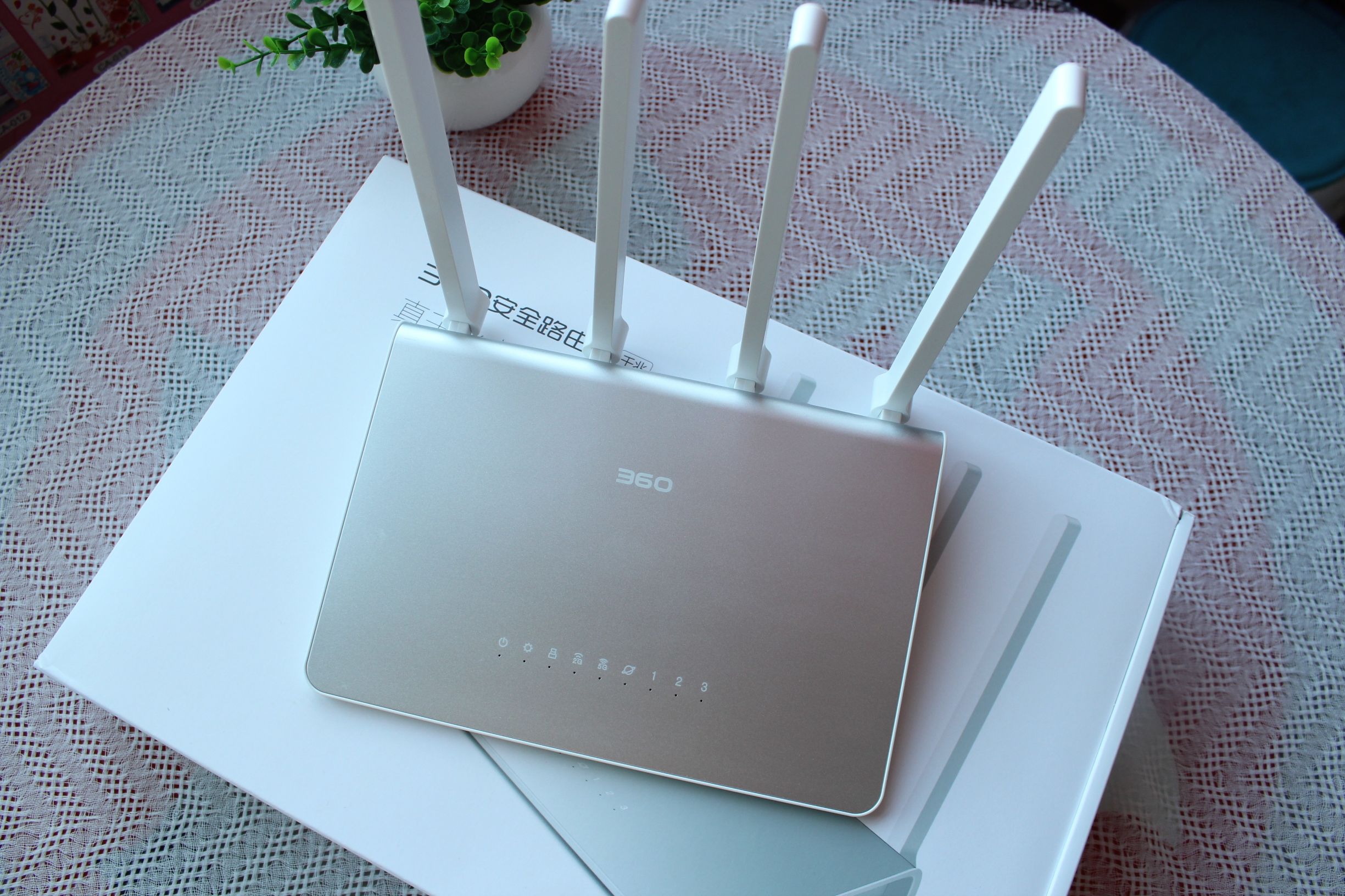 360安全路由mini千兆,360安全路由器2v2是千兆吗