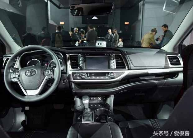 丰田汉兰达进口vs菲亚特致悦,菲翔致悦价格表