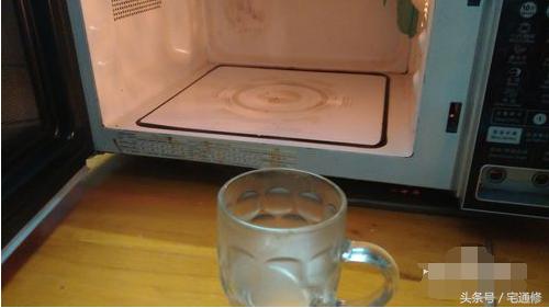 微波炉冒烟了该怎么关闭,微波炉烧烤功能坏了怎么办