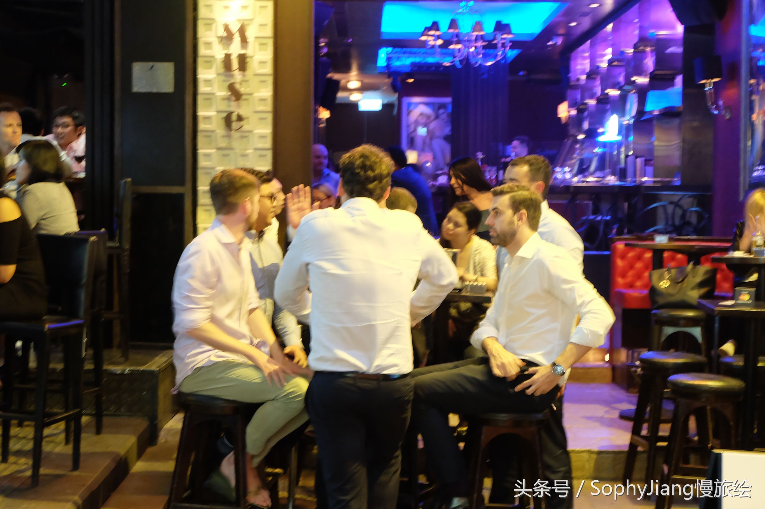 兰桂坊whiskycocktailbar优惠,一杯酒45元