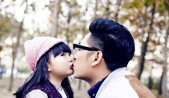 吴宗宪亲吻大女儿,吴宗宪吻大女儿