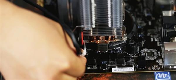 从零开始如何组装电脑教程,新手小白组装电脑最详细教程