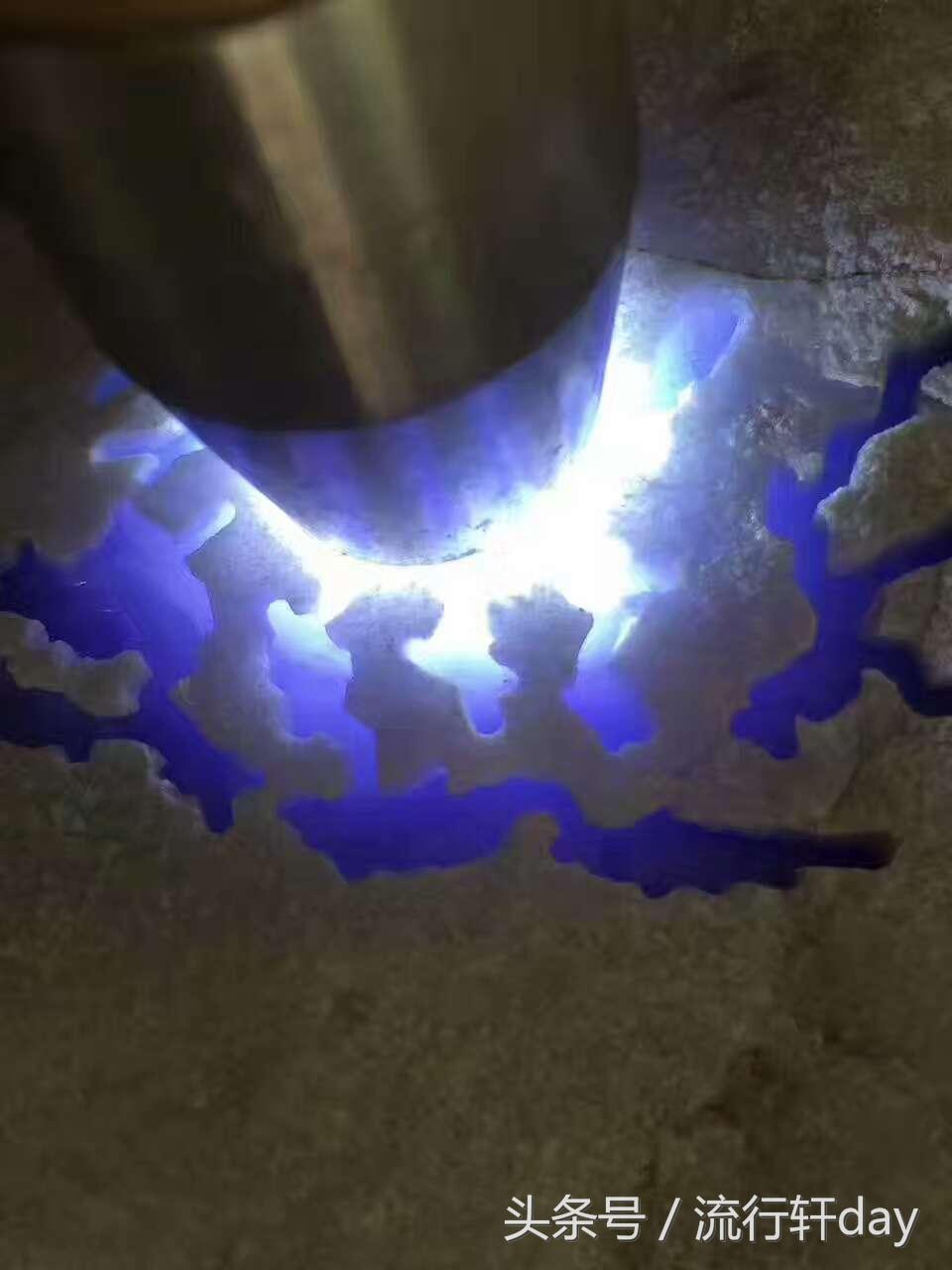 翡翠原石的价值怎么判定,什么样的翡翠原石比较靠谱