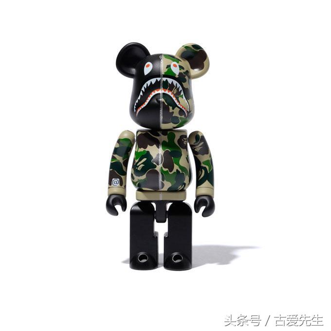 小屁孩才喊*力暴**熊，而我叫他Bearbrick！