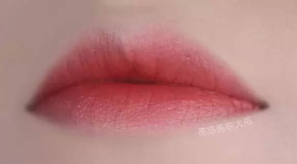 魅可mac好看的色号,魅可mac三色高光使用方法