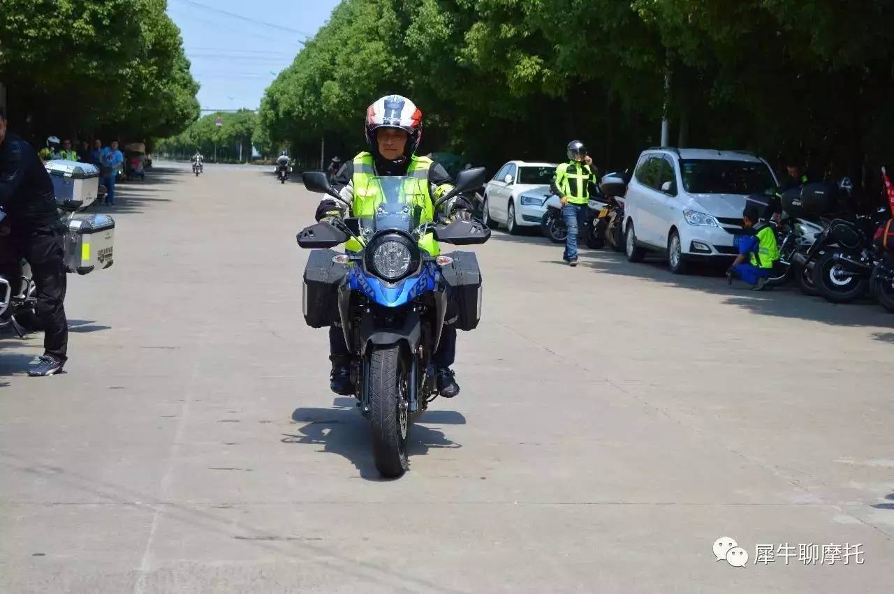 豪爵铃木摩托车dl250评测,豪爵铃木DL250评测