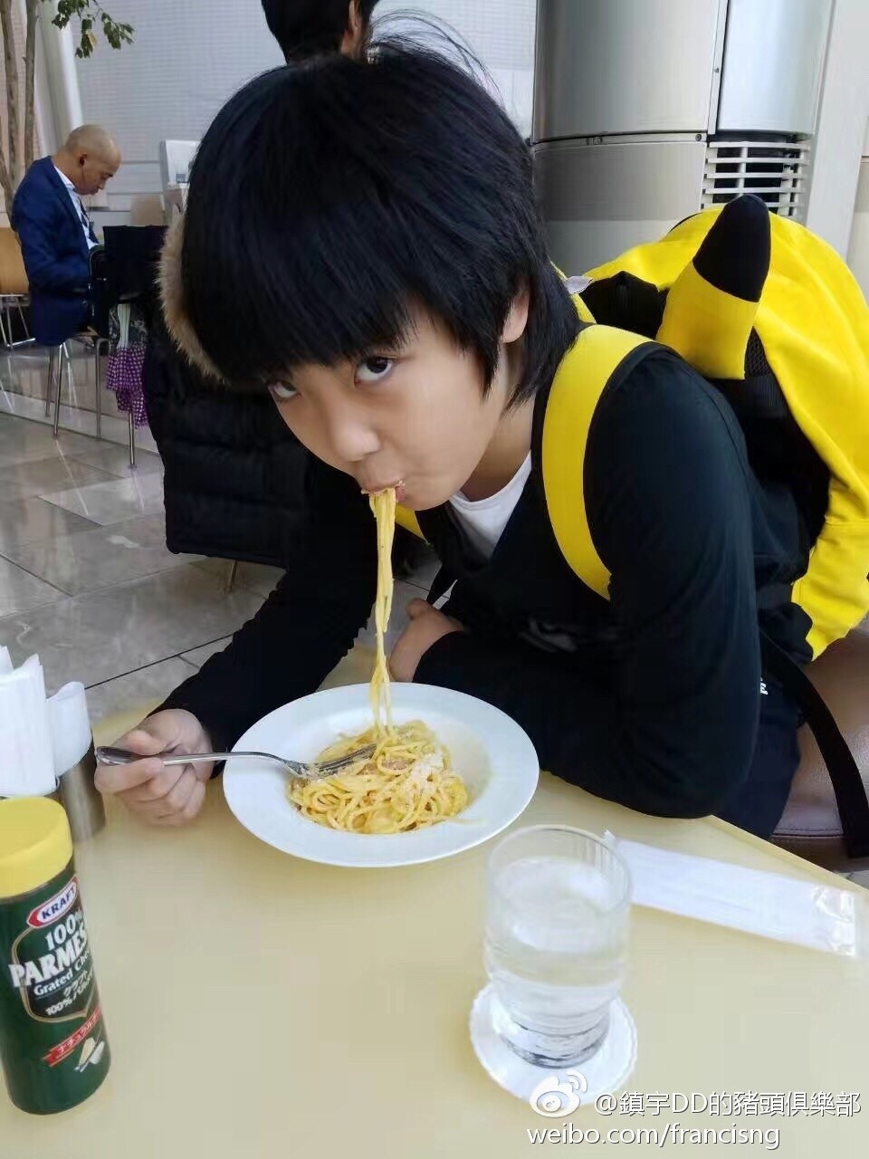 王诗龄晒奢侈品被吐槽,王诗龄奢侈