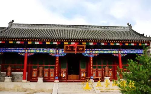 五台山广化寺夜景,五台山广化寺庙住宿