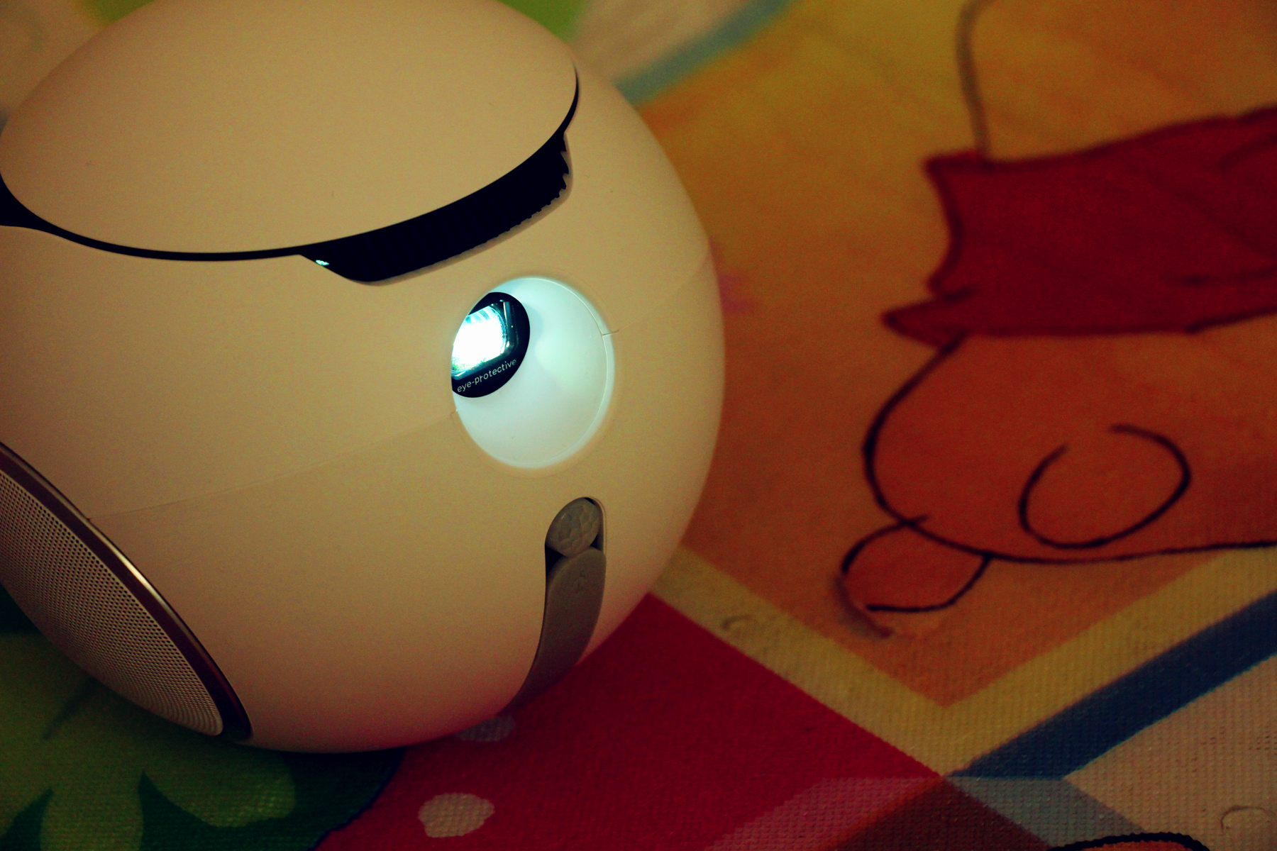 极米超薄无屏电视,极米3d无屏电视怎么样