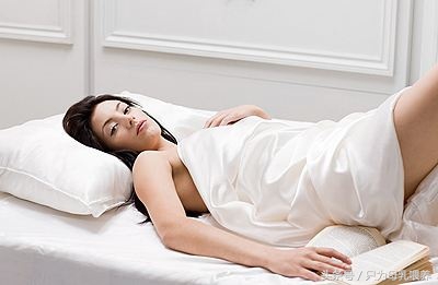 产后出血是产后妈妈的常见并发症，处理方法是？