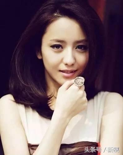 古力娜扎和迪丽热巴谁更好看街拍,迪丽热巴古力娜扎身材照片