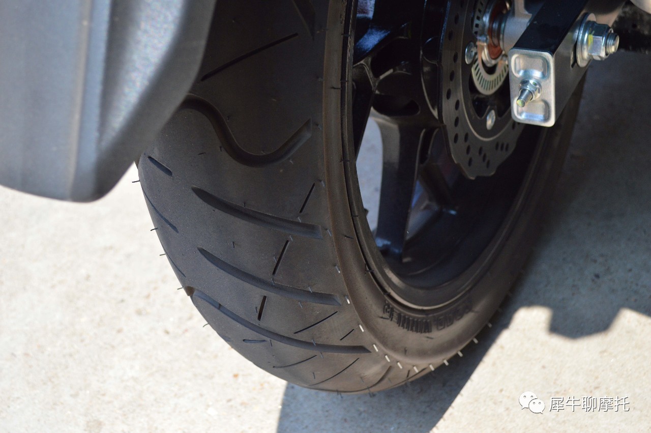 豪爵铃木gw250和dl250怎么选,铃木dl250gw250gsx250哪款舒服