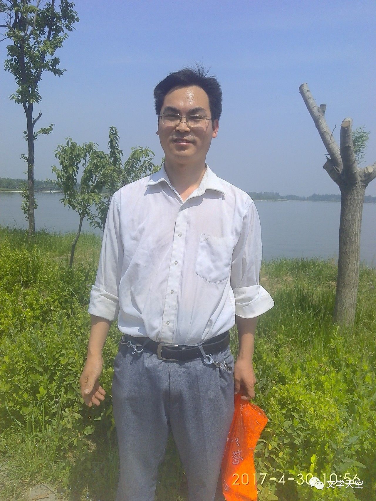 李云峰：挂灯笼｜散文