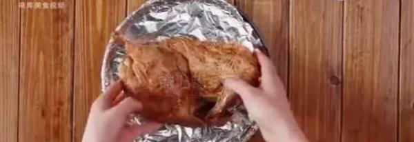烤鸭的味道很难闻怎么回事,烤鸭的味道怎么样