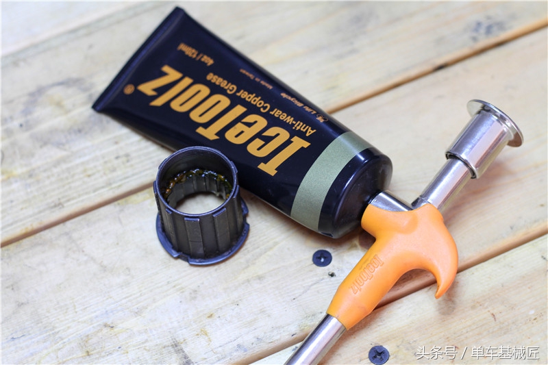 花鼓轴承拆卸技巧,拆滚珠花鼓需什么工具