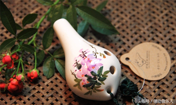 陶笛十二孔教学视频初学者入门级,初学者用12孔陶笛还是六孔陶笛