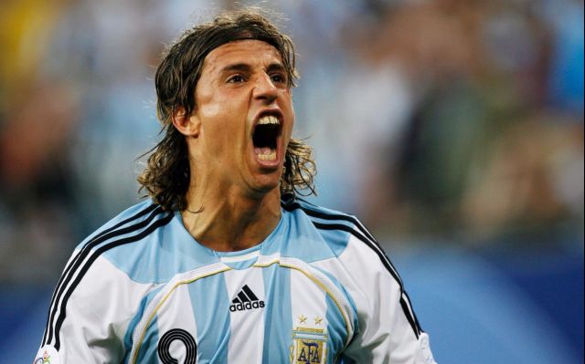 我们记忆中的英雄纪录片,谁是你认为的最伟大的前锋