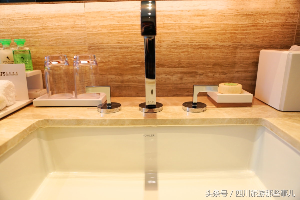 和领事、CEO做邻居，揭秘这家成都最贵的服务式公寓