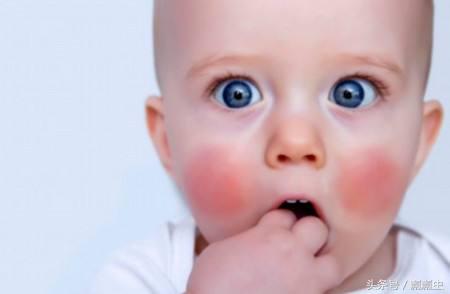 九个月宝宝爱咬人是怎么回事,九个月宝宝吃奶咬人怎么办