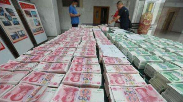 贷款不还的话会出现什么后果,在网上贷的款没钱还有什么后果