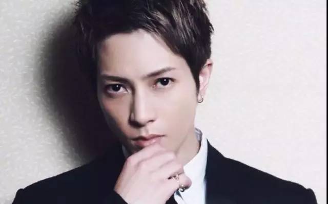 今年日本国宝级帅哥排行榜第一名,日本国宝级帅哥第七位