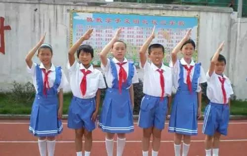 80后小时候穿过的经典服装,80后小时候的旧衣服