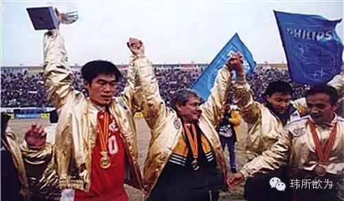 双冠王巅峰之战,桑特拉奇双冠王