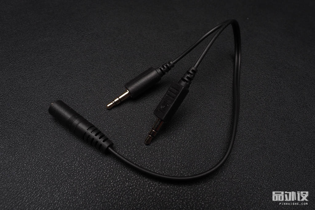 TteSPORTS隐者PRO专业版入耳式游戏耳机评测