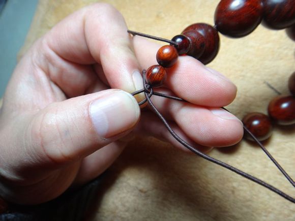 佛珠绳子断了去哪里修,佛珠绳子断了怎么办