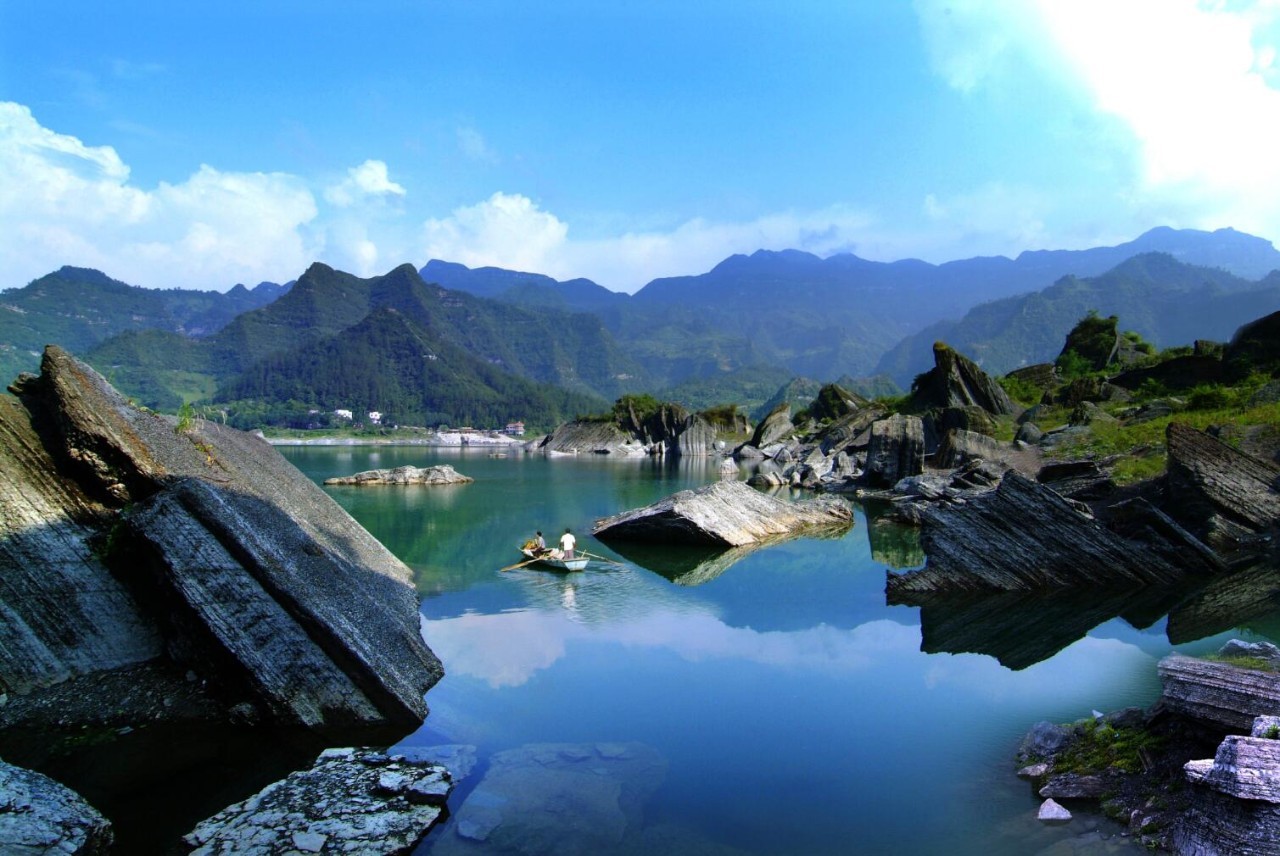 不错的黔江康养项目 (黔江金山国际康养旅游度假区)