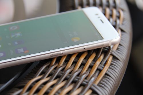 努比亚可弯柔性屏手机评测,努比亚后置双摄手机