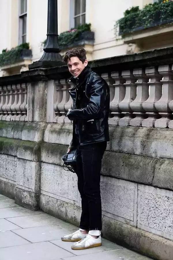 各种复刻大牌,各大牌齐上阵狗年限定鞋来了