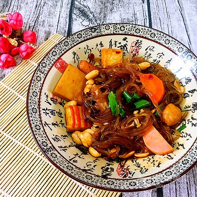 周末来一碗红薯糖水,陶瓷碗蒸红薯粉