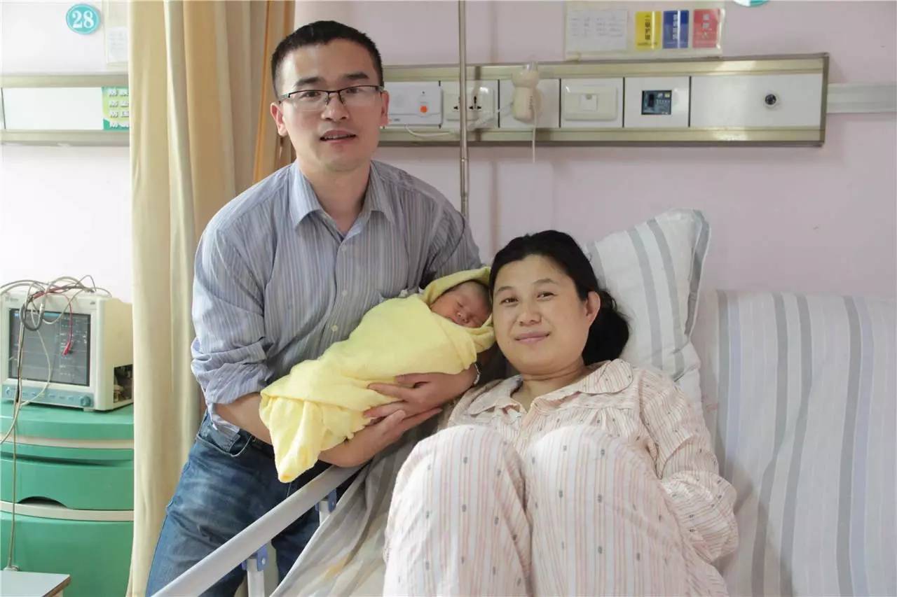 你对我不离不弃我对你生死相依,你不离不弃我必生死相依下一句