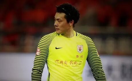 18强赛国足分组前瞻董路,董路足球小将战巴萨0比9