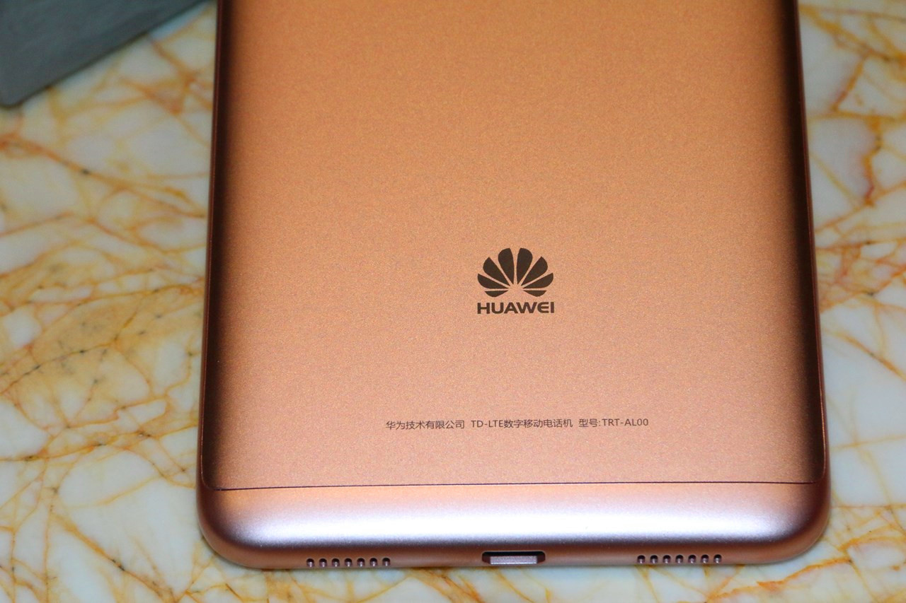 华为畅享7plus体验,华为畅享7plus2018年