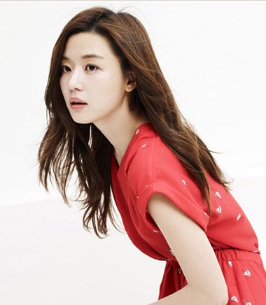 烫发发型女生可爱温柔,女生烫发2022年最减龄的八款卷发