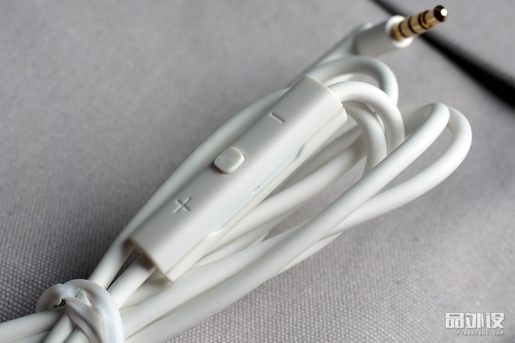 缤特力backbeatfit耳机评测,缤特力蓝牙耳机带耳塞