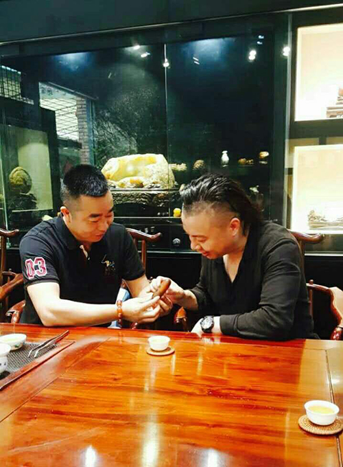 天然的玛瑙天珠一般能值多少钱,冰彩玛瑙天珠有假吗