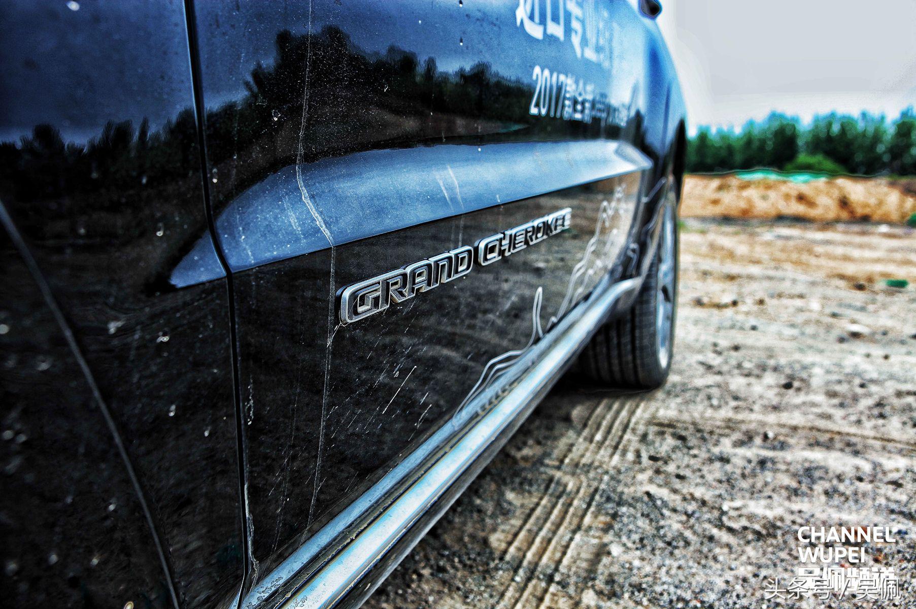 顶级豪华版大切诺基,美式肌肉车大切诺基