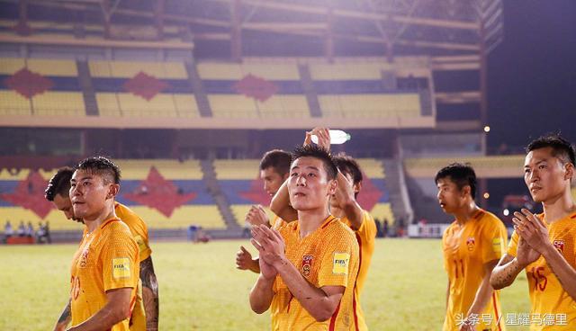 他因在最后时刻浪射不护球遭批是国足罪人连李毅都忍不住补刀