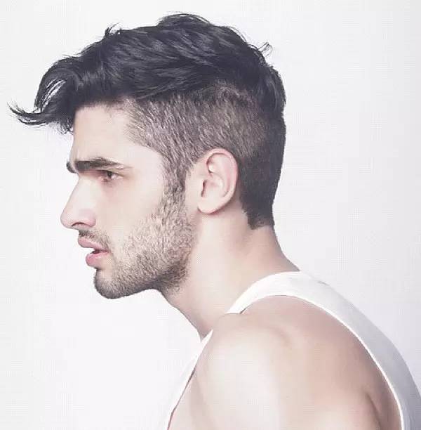 男士唇边胡须怎么打理,胡须保养涂什么