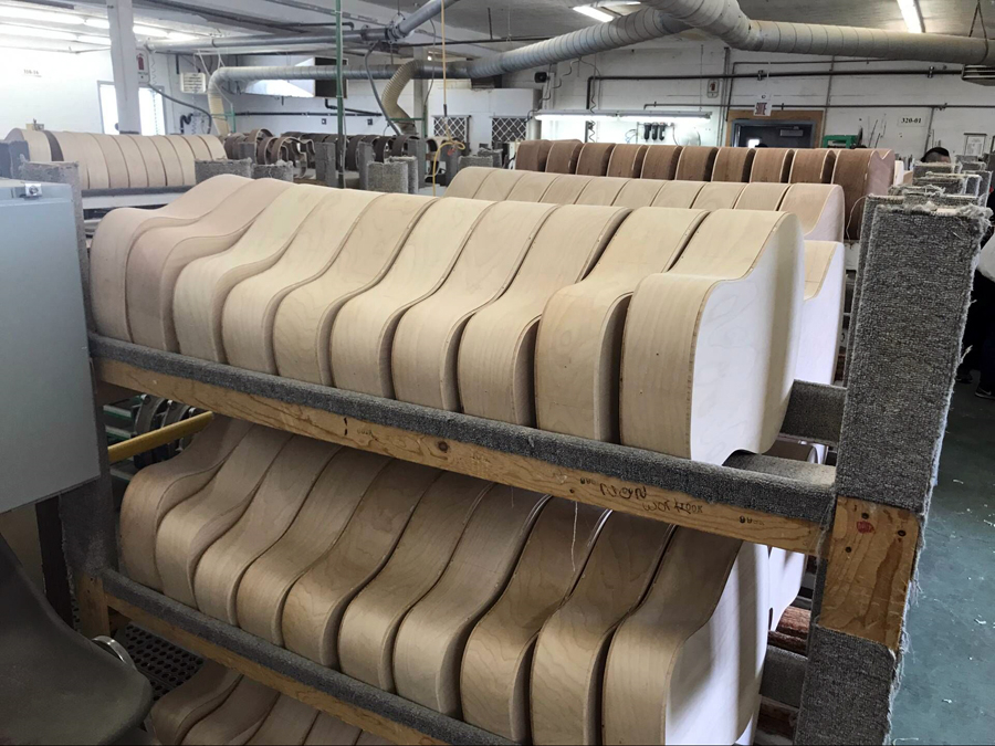 极速快报：弘力乐器2017加拿大Godin吉他工厂参观第一天精彩视频